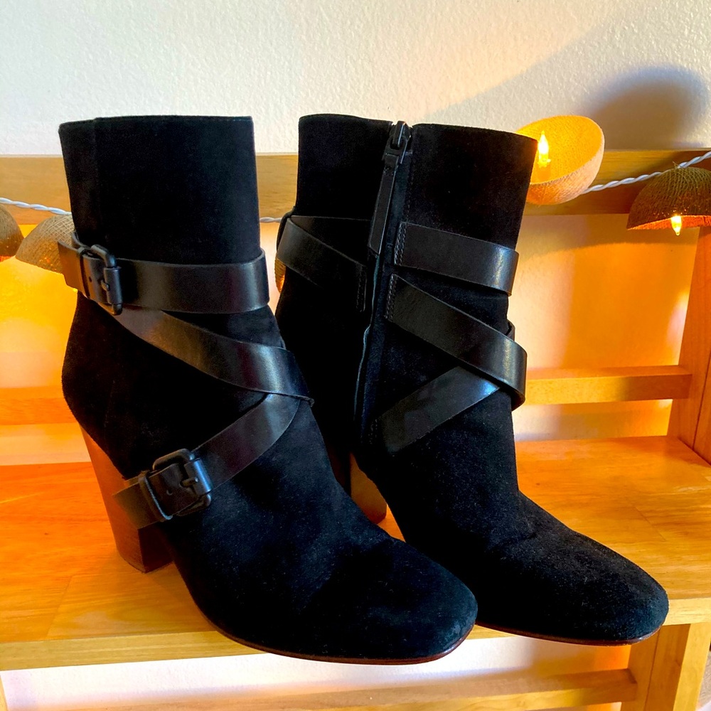 Beautiful Vero Cuoio Suede boots🌟